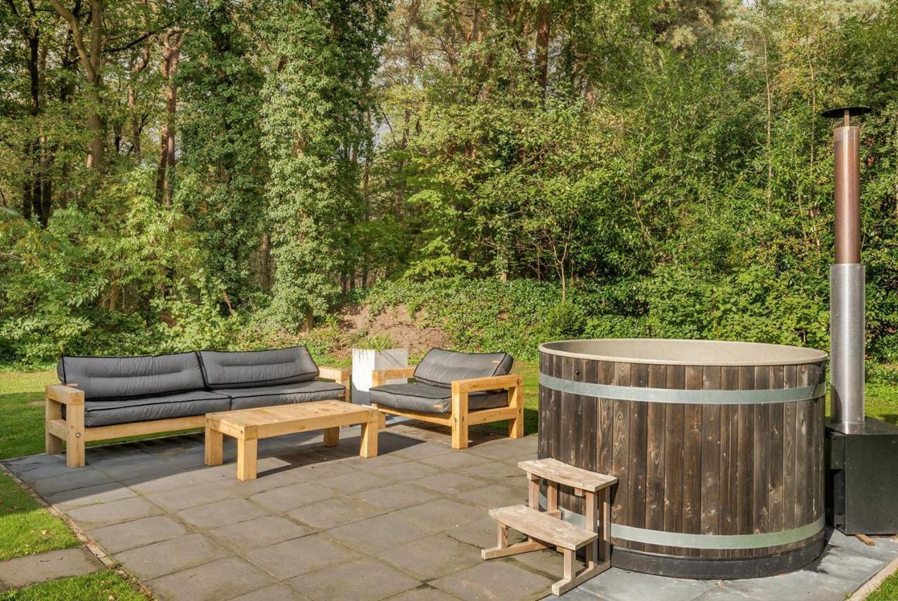 Beautiful English Villa With Hottub Zuidwolde  المظهر الخارجي الصورة