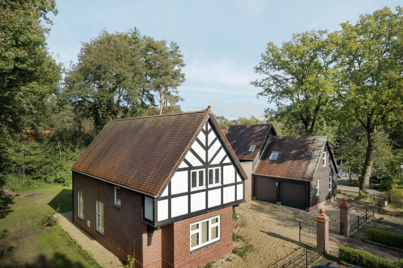 Beautiful English Villa With Hottub Zuidwolde  المظهر الخارجي الصورة